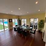 Spacious Ground-floor With Private & Heated Pool Villa Sao Martinho do Porto