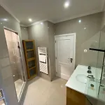 Villa Spacious Ground-floor With Private & Heated Pool São Martinho do Porto